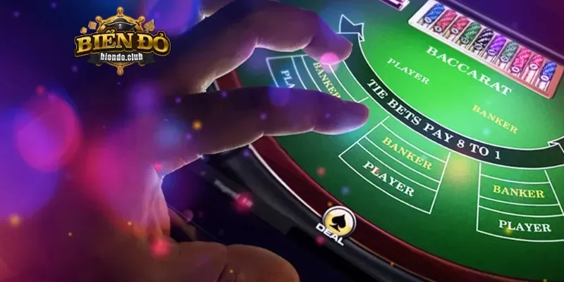 Hướng dẫn luật chơi baccarat cho tân thủ mới đánh bài 4 Lý do baccarat được yêu thích tại Biendo